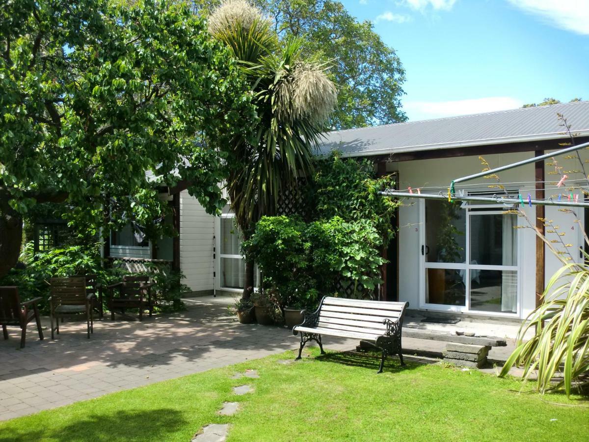 Foley Towers Bbh Albergue Christchurch Exterior foto